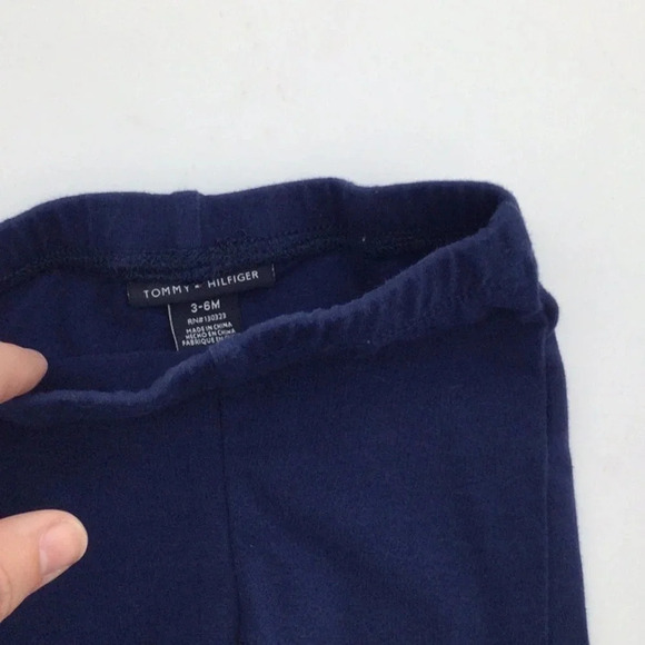 Tommy Hilfiger 2 Pc Set 12-18M - Picture 5 of 5